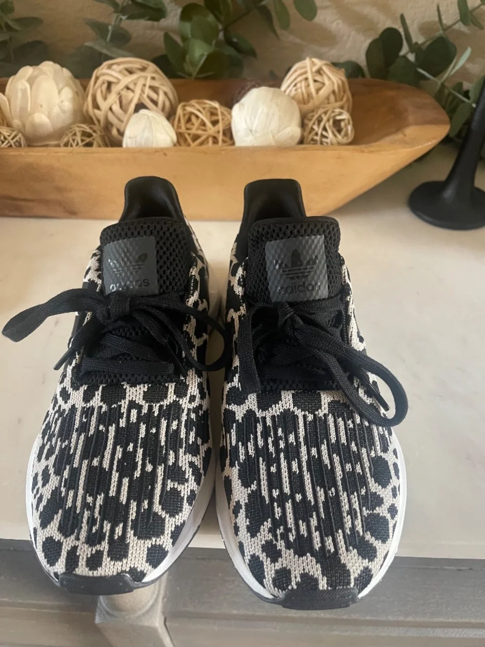 Adidas Swift Run Leopard Print BD7962 — Women's 5 — New, Never Worn
